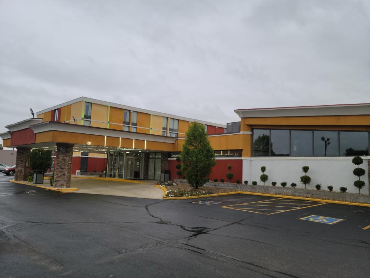 Quality Inn Terre Haute University Area Luaran gambar
